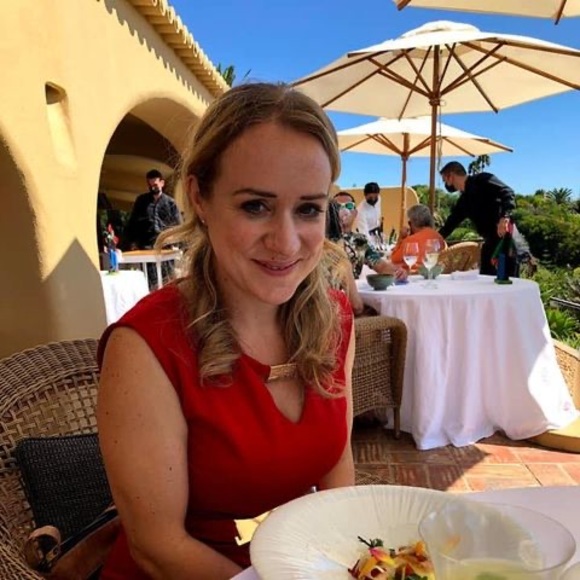 Meet your Posher, Danielle - Picture 1 of 1